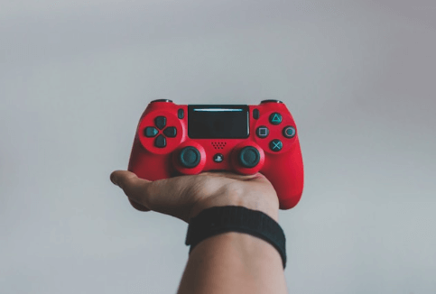 The Rise of Social Gaming: From Casual Games to Virtual Hangouts